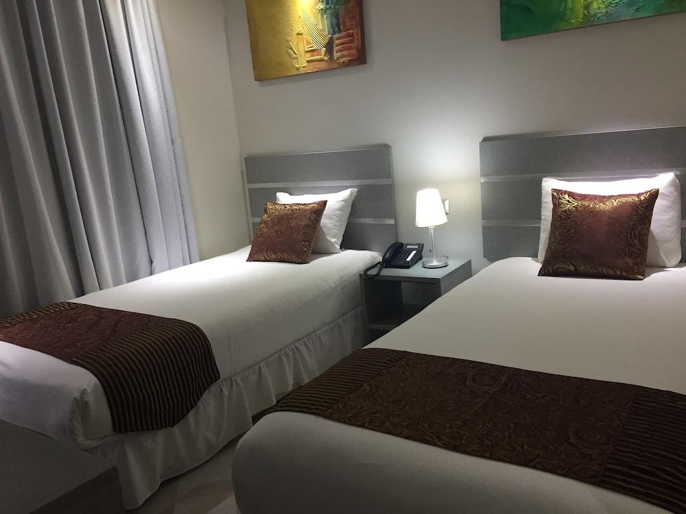 Hotel Gavina Express Iquique Bagian luar foto